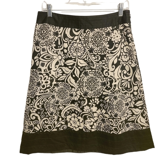 Ann Taylor | Cream Mixed Floral Printed A-Line Skirt (Size 6) - Picture 1 of 11